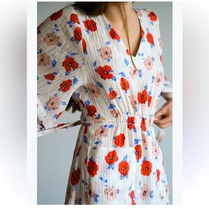 Never worn. No.6 Crinkled silk Grace Dress Floral M